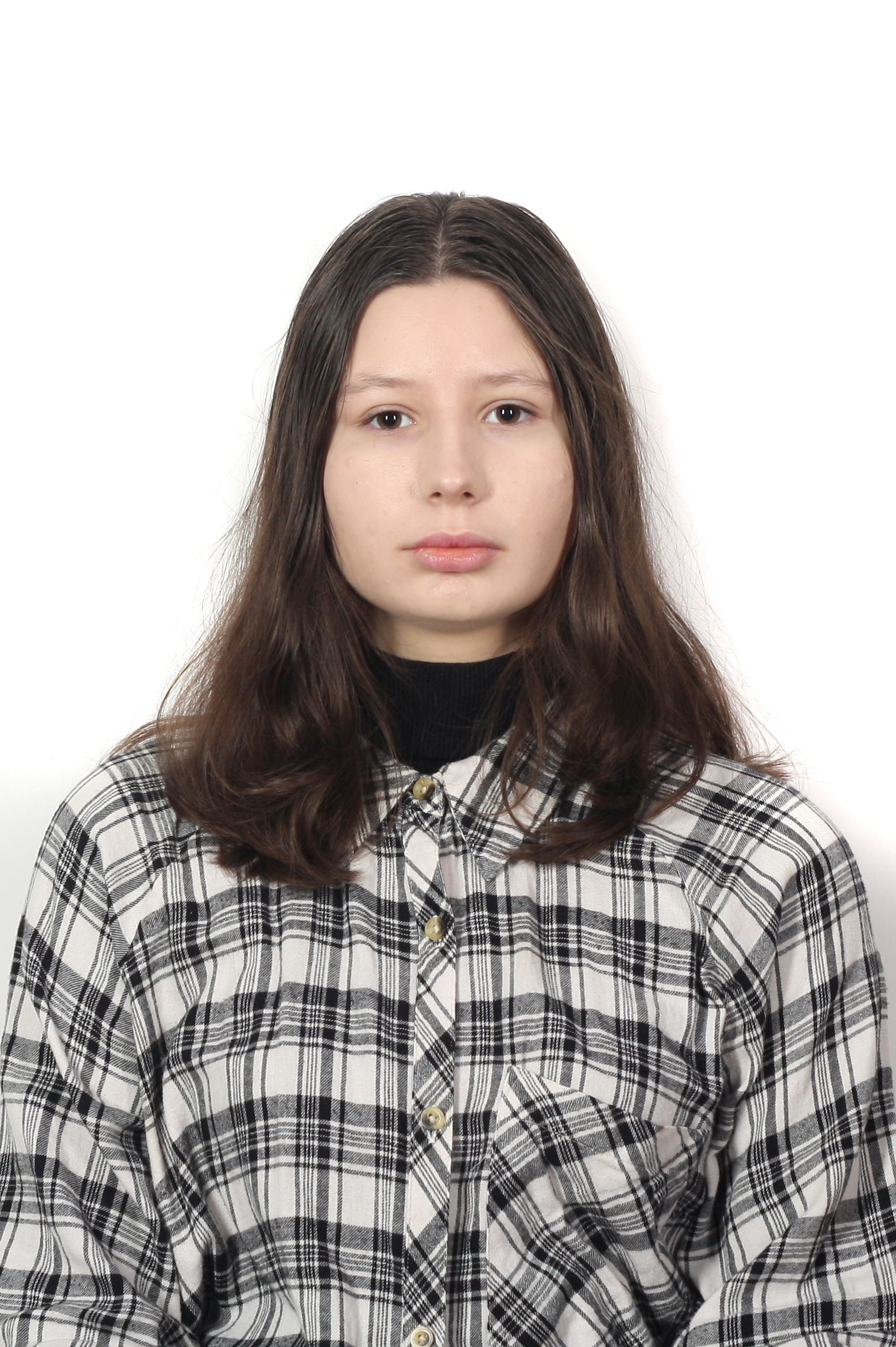 Ляшкова София.